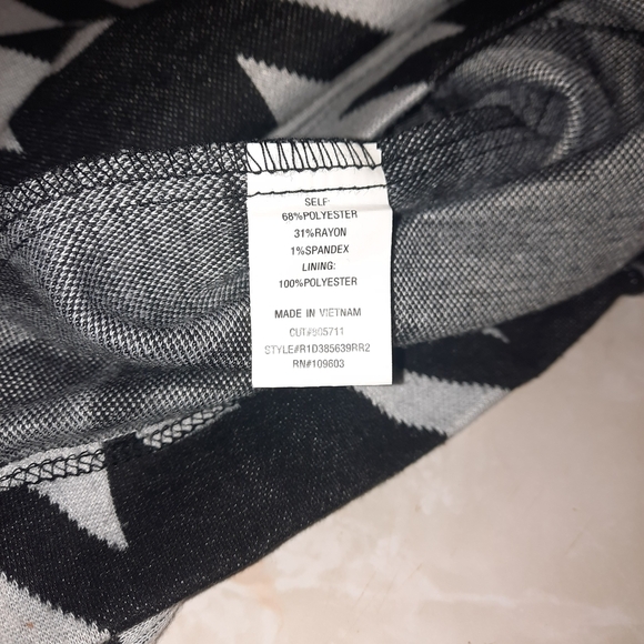 Rabbit Rabbit Rabbit Monochrome Zigzag Dress - Picture 11 of 12